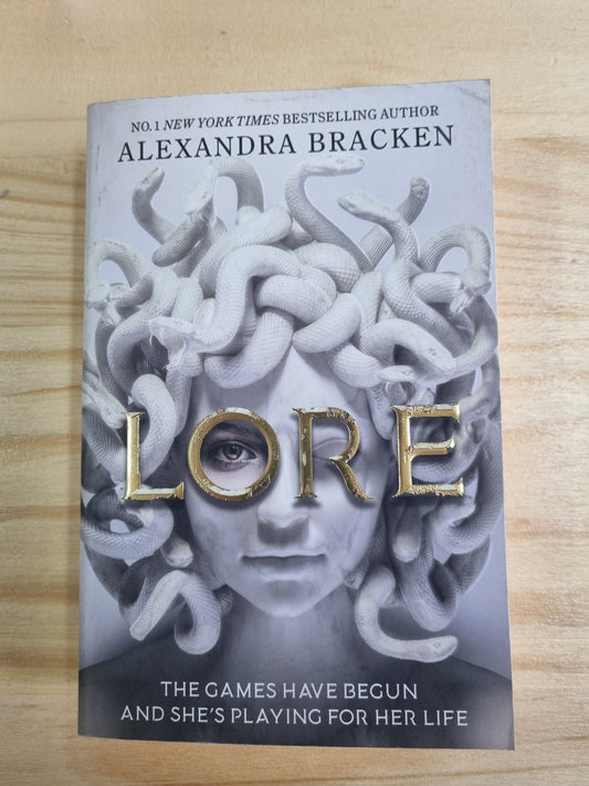 Alexandra Bracken - Lore