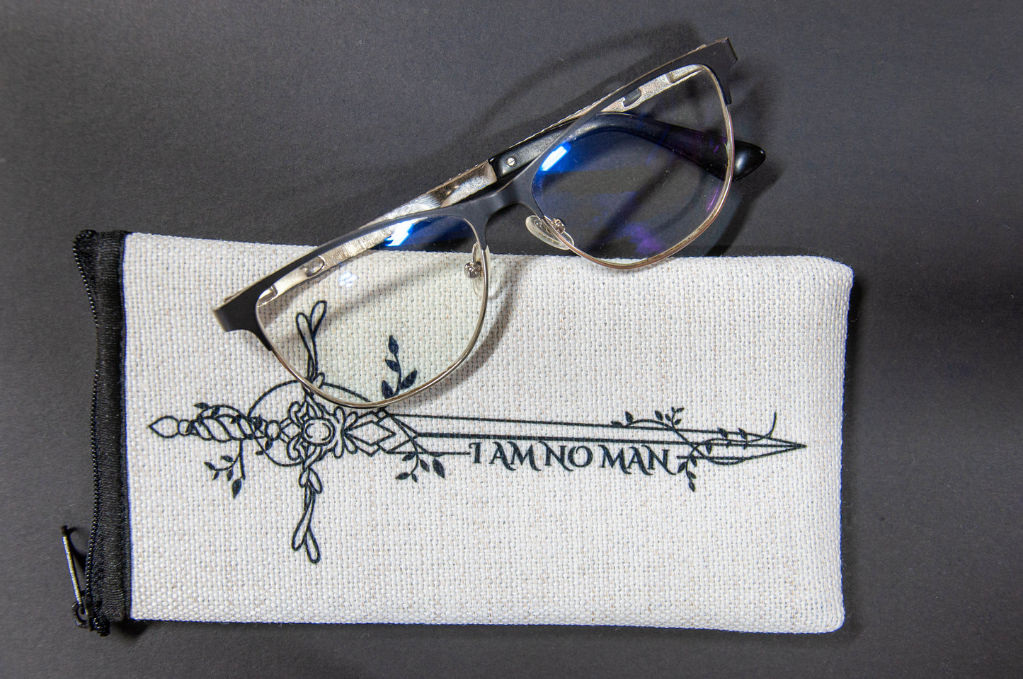 I Am No Man - Glasses Pouch