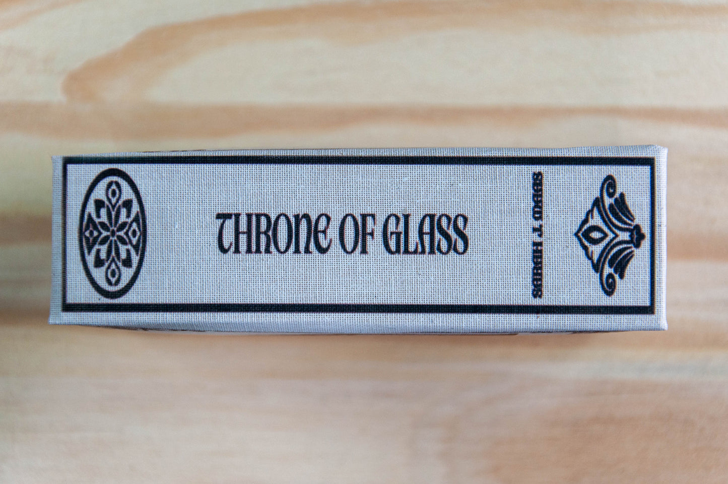 Throne Of Glass Mini Book Wallet