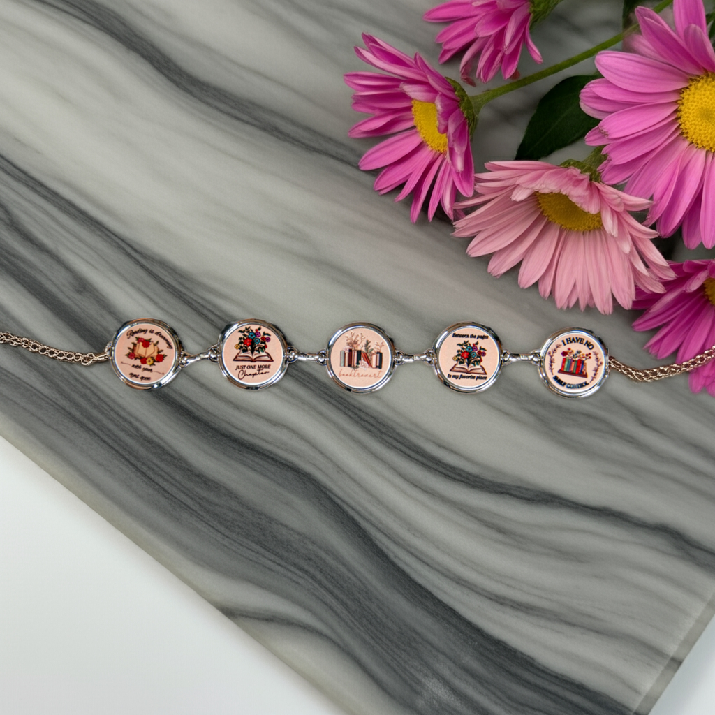Booktrovert - Charm Bracelet