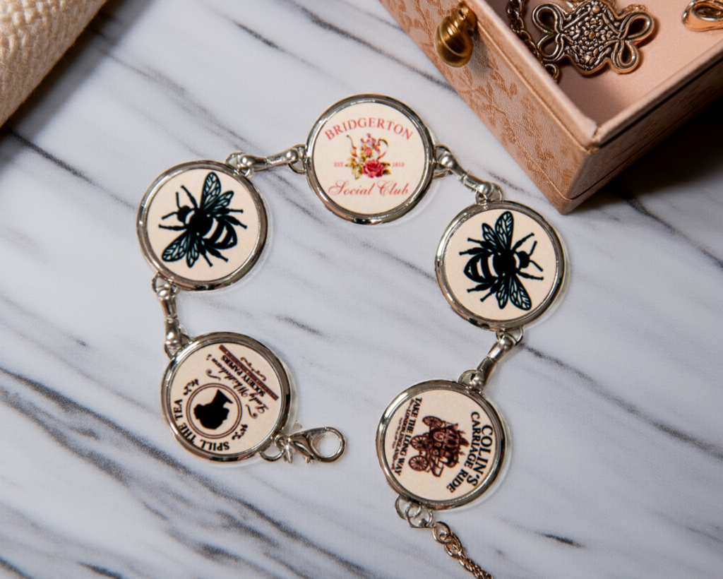 Bridgerton - Charm Bracelet